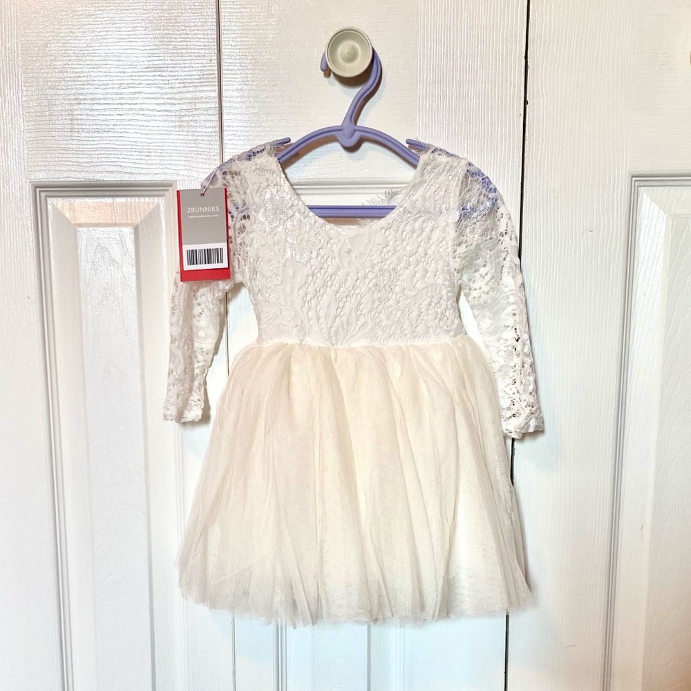 2Bunnies Lace & Tulle Flower Girl Dress